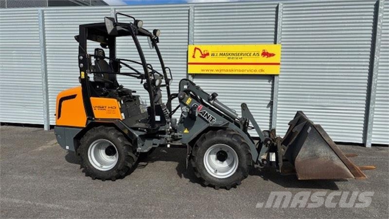 GiANT V452T HD X-tra لوادر صغيرة
