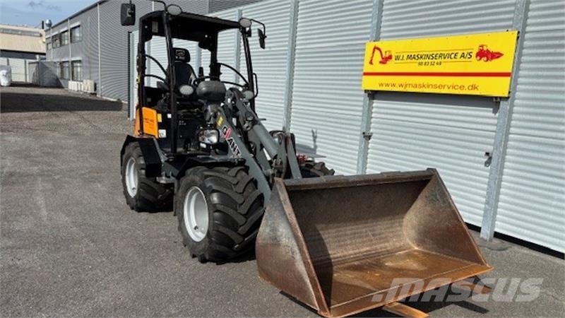 GiANT V452T HD X-tra لوادر صغيرة