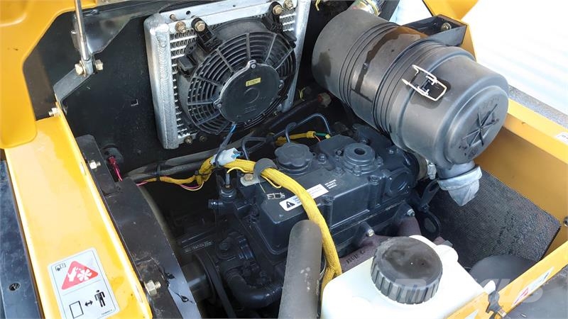 Hustler Z Diesel 72 ركوب الحشائش