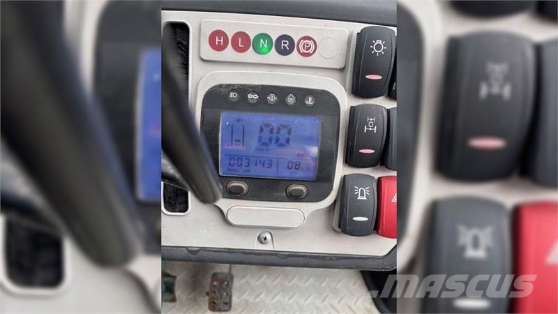 JCB Workmax 800D diesel UTVs