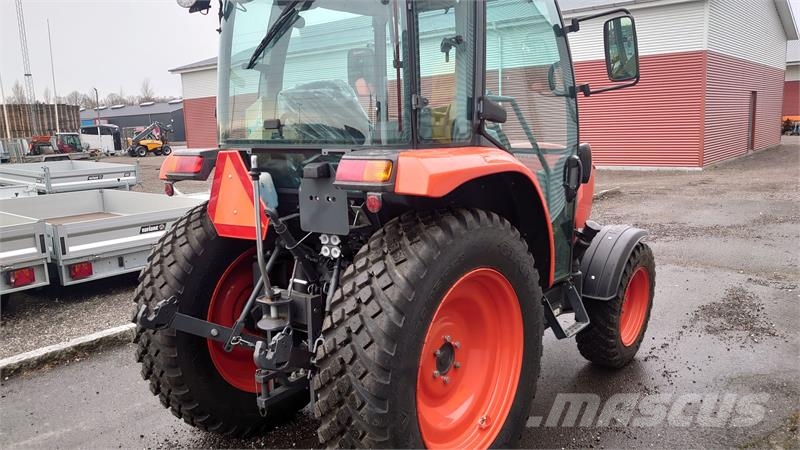 Kubota L2-452 Kompakte traktorer