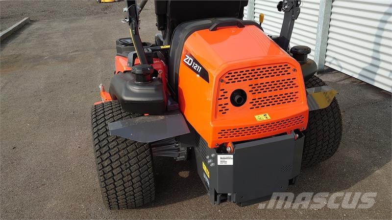 Kubota ZD1211R-60 Zero Turn Tractores compactos