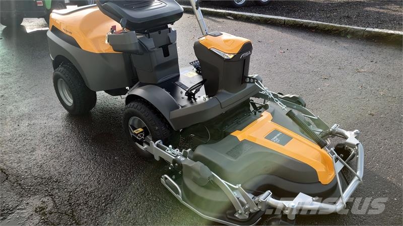 Stiga Park 500 WX Kompaktie traktori