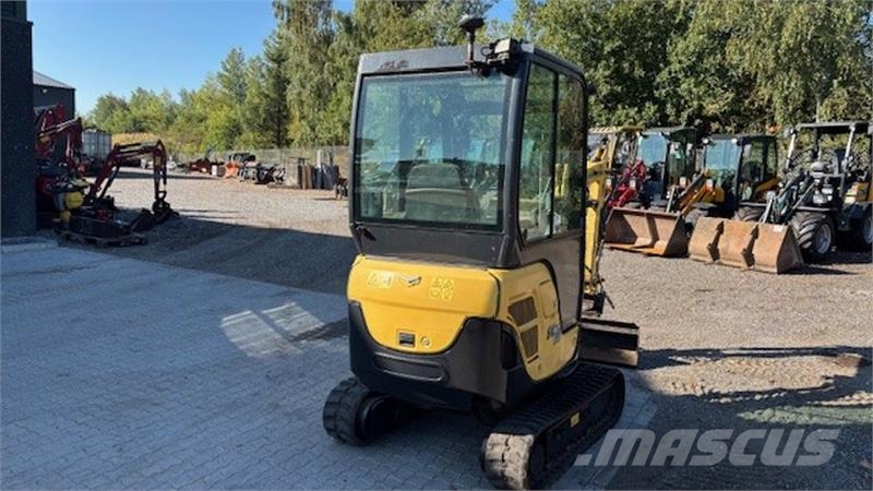 Yanmar SV18 Mini kotrók < 7t