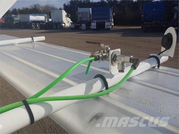 COUNTRYSIDE 4 AXLE Polprikolice cisterne