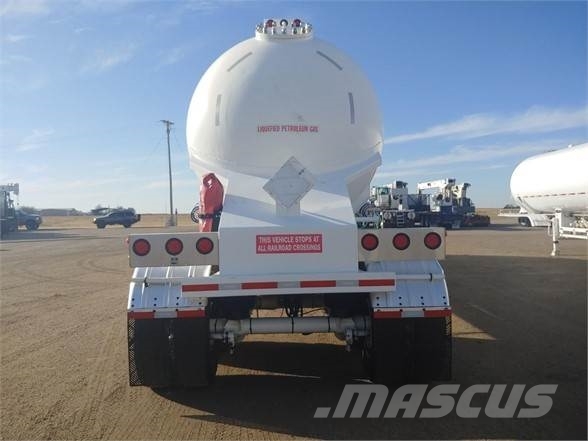 COUNTRYSIDE 4 AXLE Polprikolice cisterne