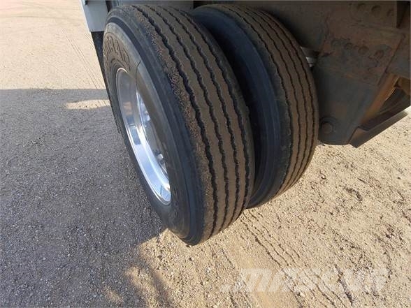 Timpte GRAIN HOPPER 粮食车