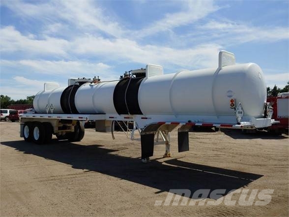  TYTAL TANKER Polprikolice cisterne