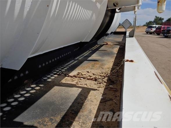  TYTAL TANKER Polprikolice cisterne
