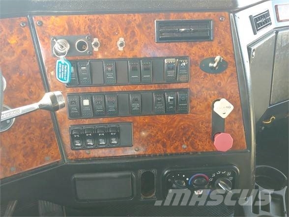 Western Star 4900 自卸式货车