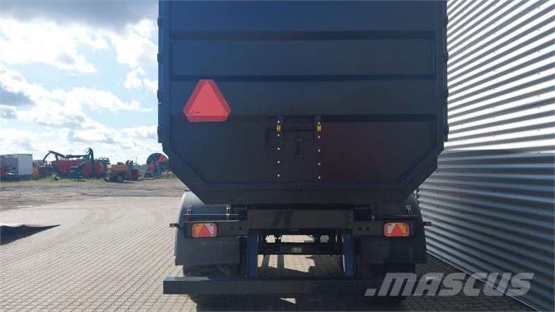 Agrofyn Trailers 18 tons bagtipvogn Kippiperävaunut