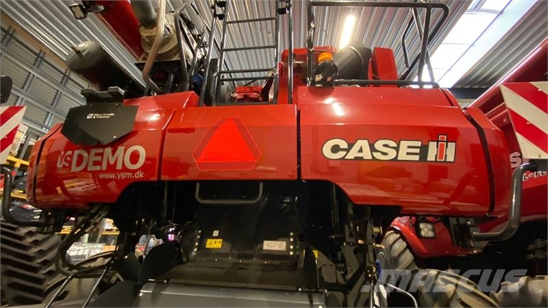 Case IH Axial Flow 8260 Axial-Flow 8260 (Demo maskine) Kombajny zbożowe