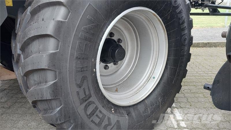 Case IH LB 334 ROTOR CUTTER XL محزمات مربعة