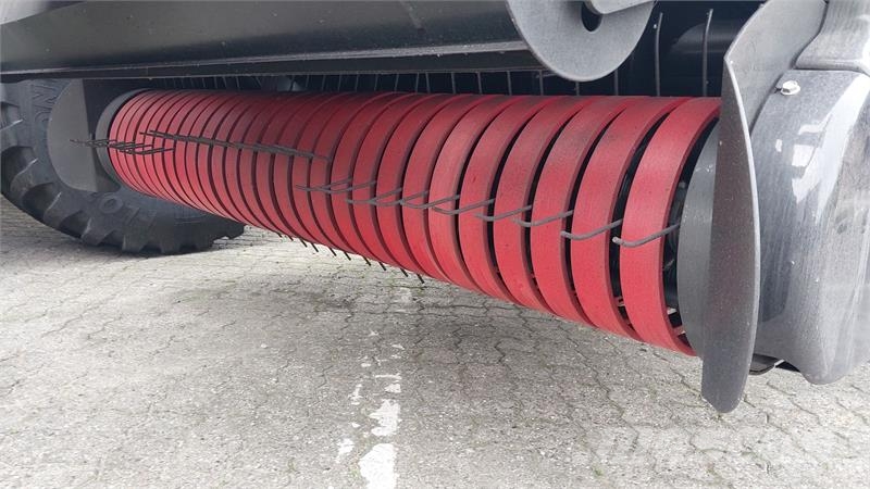 Case IH LB 334 ROTOR CUTTER XL محزمات مربعة