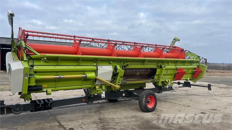 CLAAS Lexion 740 Зернозбиральні комбайни