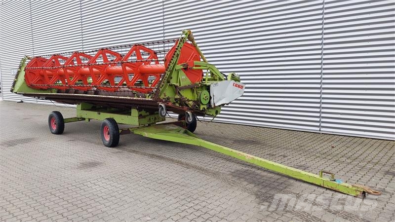 CLAAS Mega Dominator 218 Kombajni