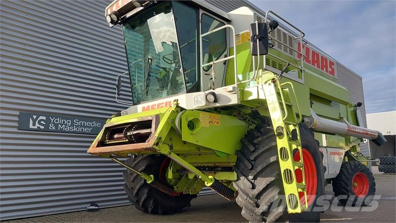 CLAAS Mega Dominator 218 Kombajni