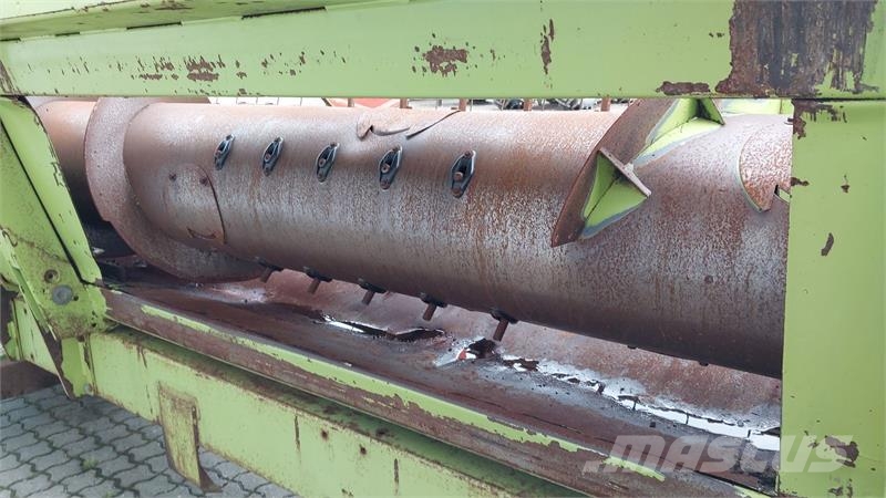 CLAAS Mega Dominator 218 Kombajni