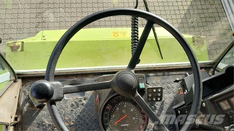 CLAAS Mega Dominator 218 Kombajni