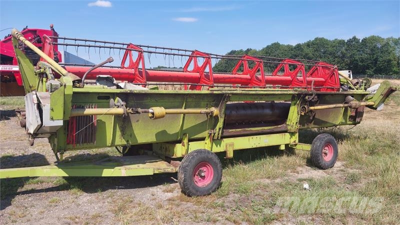 CLAAS Mega Dominator 218 Θεριζοαλωνιστικές μηχανές