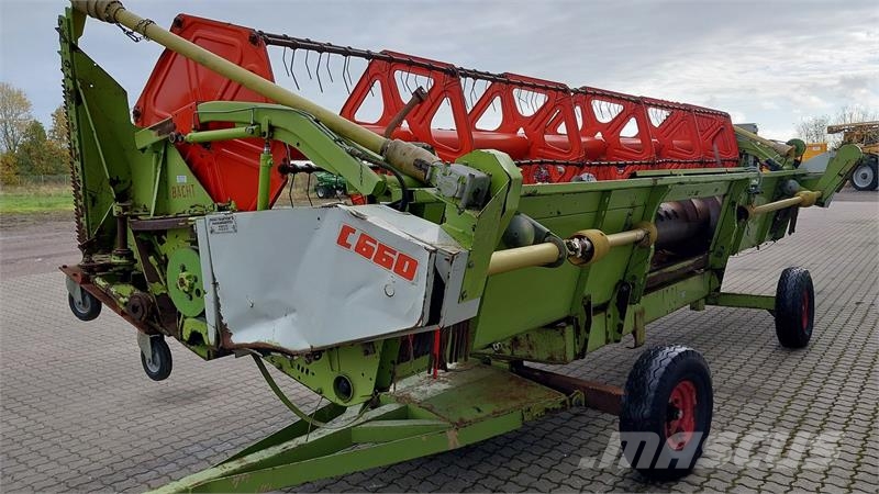 CLAAS Mega Dominator 218 Kombajni