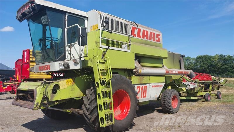 CLAAS Mega Dominator 218 Θεριζοαλωνιστικές μηχανές