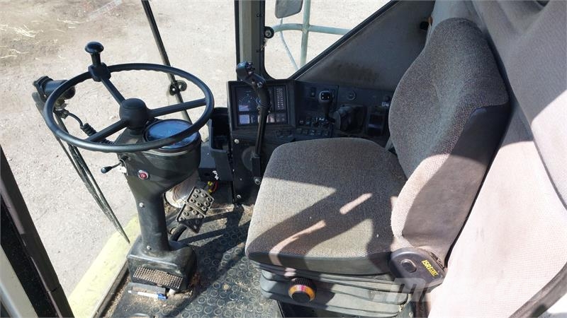 CLAAS Mega Dominator 218 Θεριζοαλωνιστικές μηχανές