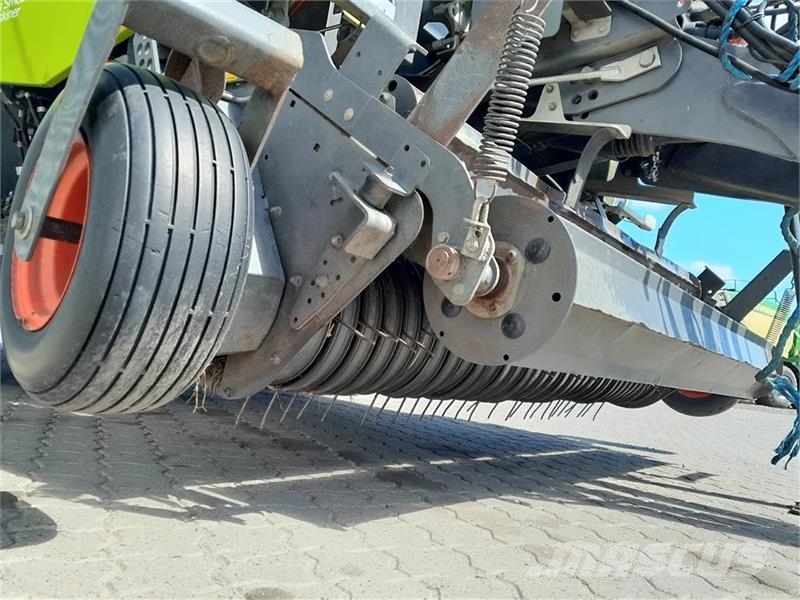 CLAAS ROLLANT 375 - UNIWRAP Pyöröpaalaimet