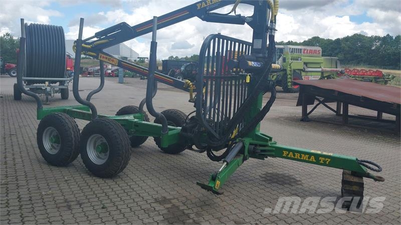 Farma T7-5,1 Erdészeti pótkocsik