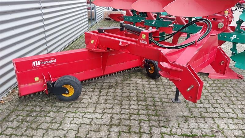 Fransgård GT250HY med sideklap og hyd sideforskydning Cuchillas
