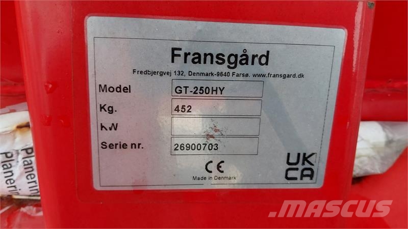 Fransgård GT250HY med sideklap og hyd sideforskydning Cuchillas