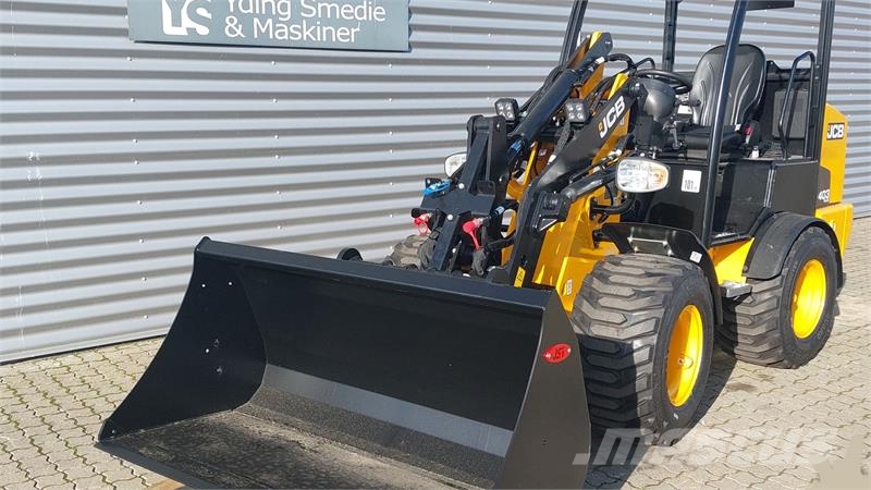 JCB 403 Plus Agri Малые погрузчики