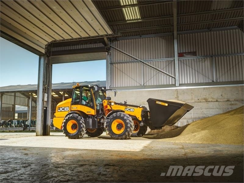 JCB TM 320 Телескопічні навантажувачі