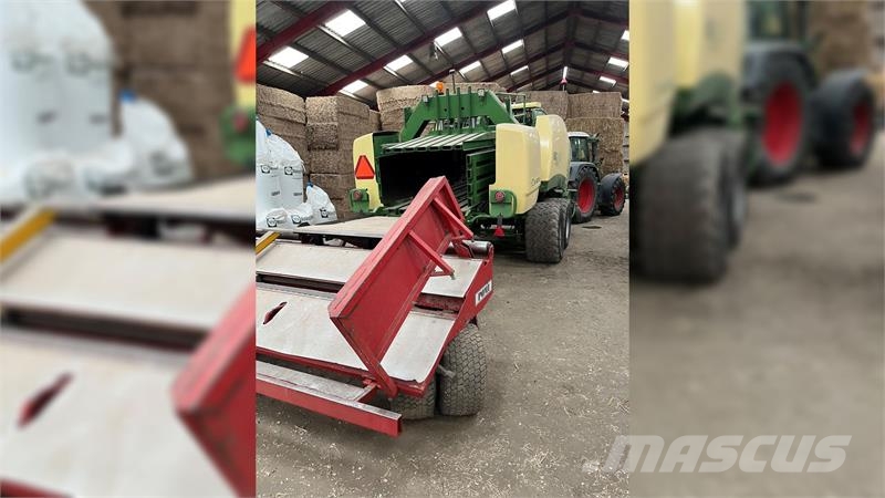 Krone Big Pack 1290 HDP XC M. pomivogn Kanttipaalaimet