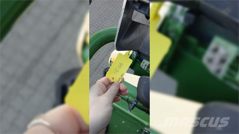 Krone Big X 780 M. EasyFlow 380 S 自走式青贮饲料收割机