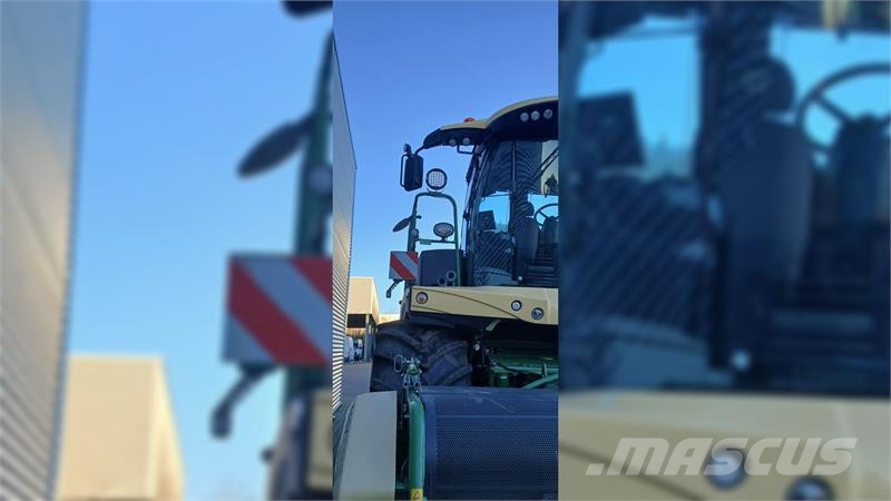 Krone Big X 780 M. EasyFlow 380 S 自走式青贮饲料收割机