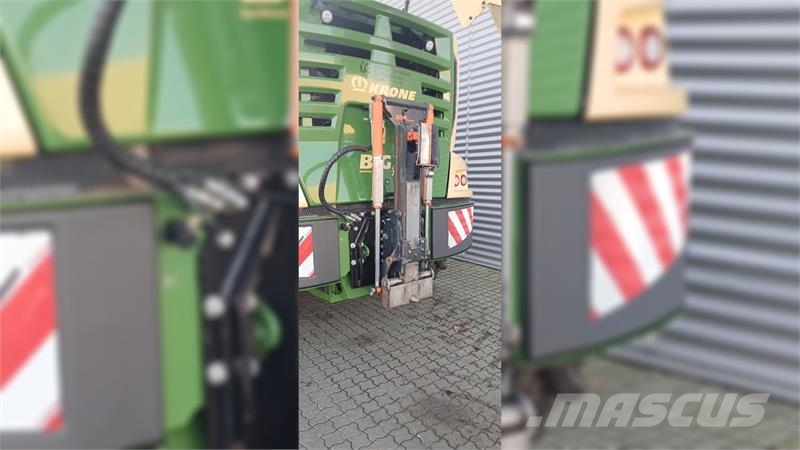 Krone Big X 780 M. EasyFlow 380 S 自走式青贮饲料收割机