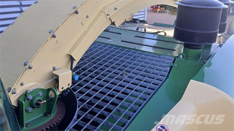 Krone Big X 780 M. EasyFlow 380 S 自走式青贮饲料收割机