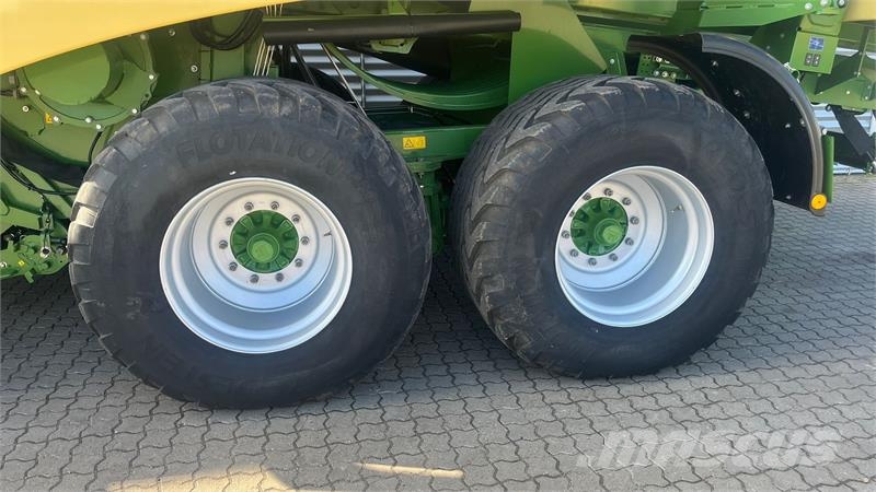 Krone Bigpack 1290 HDP II XC u. vogn Kanttipaalaimet