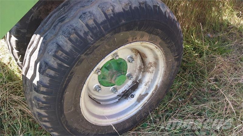 Krone Bigpack 1290 HDP II XC Kanttipaalaimet