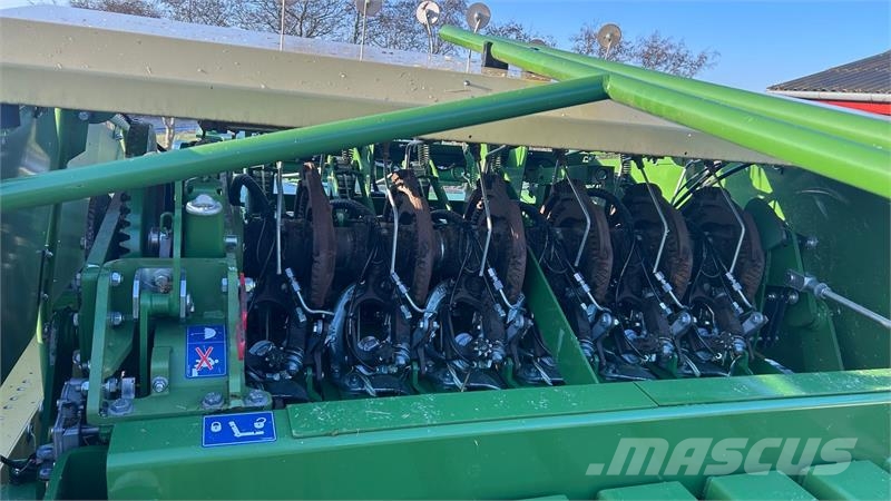 Krone Bigpack 4x4 Kanttipaalaimet