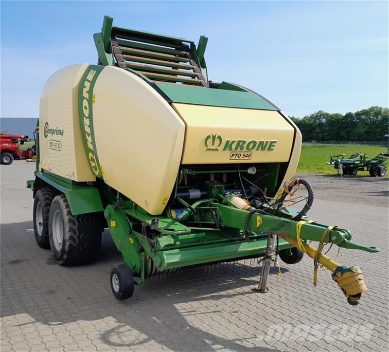 Krone Comprima CF 155 XC Körbálázók