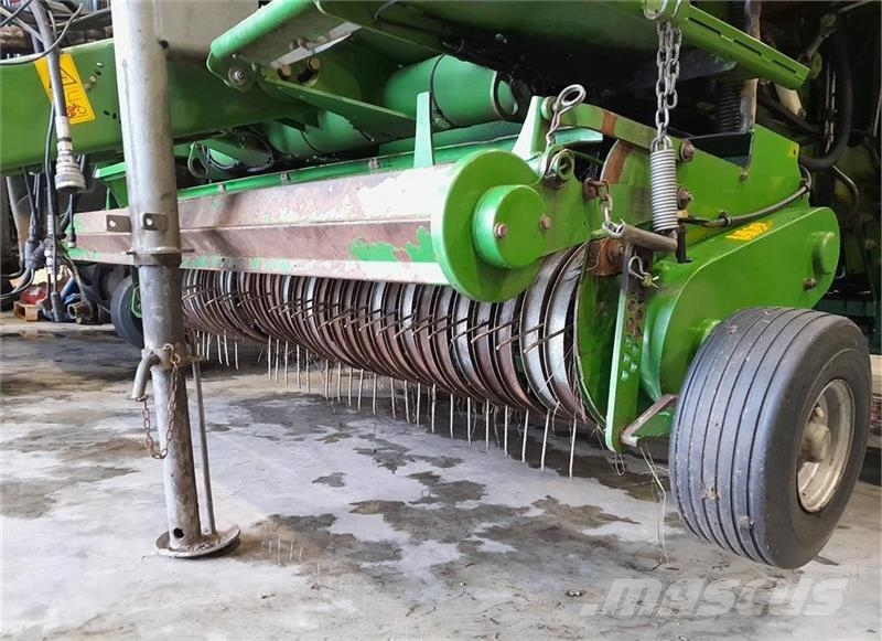 Krone Comprima CF 155 XC Körbálázók