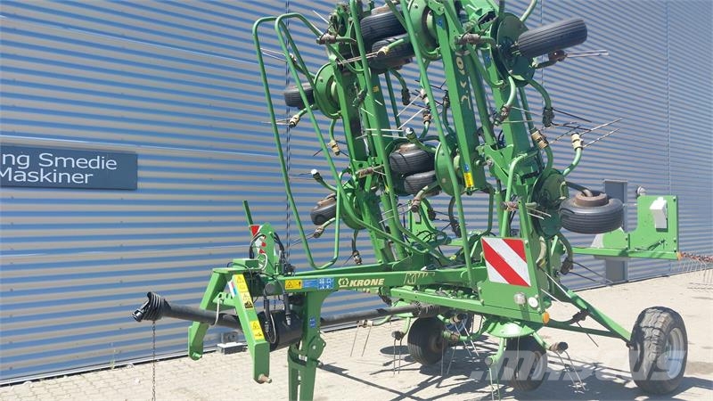 Krone KWT 11.22 مكابس وميبسات التبن