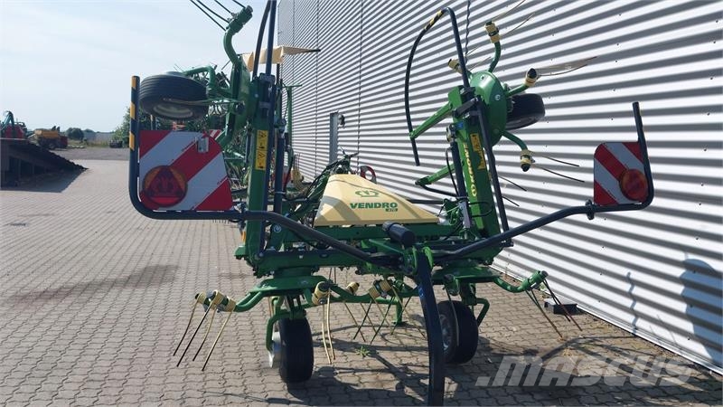 Krone Vendro 470 مكابس وميبسات التبن