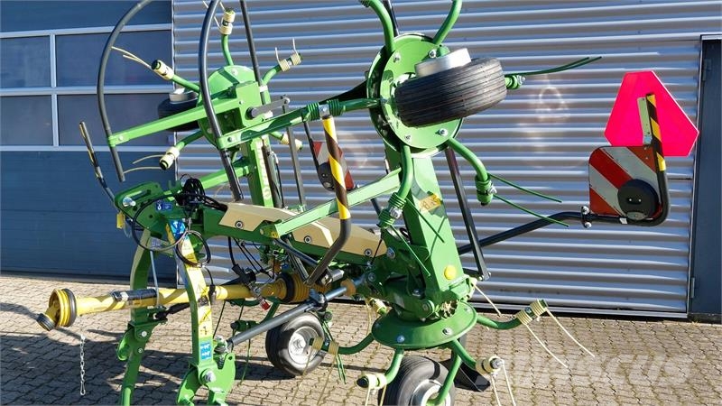 Krone Vendro 470 Fabriksny Rastrilladoras y rastrilladoras giratorias