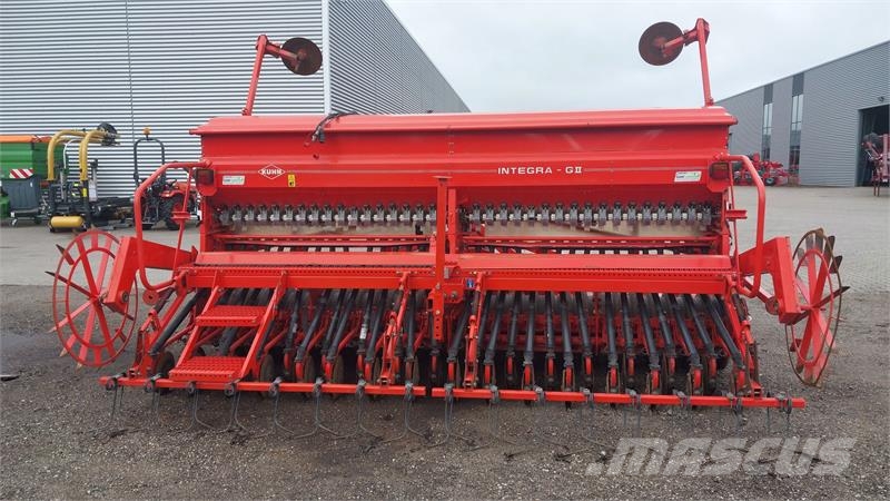 Kuhn 4m HR4003/Integra GII Perforadoras combinadas