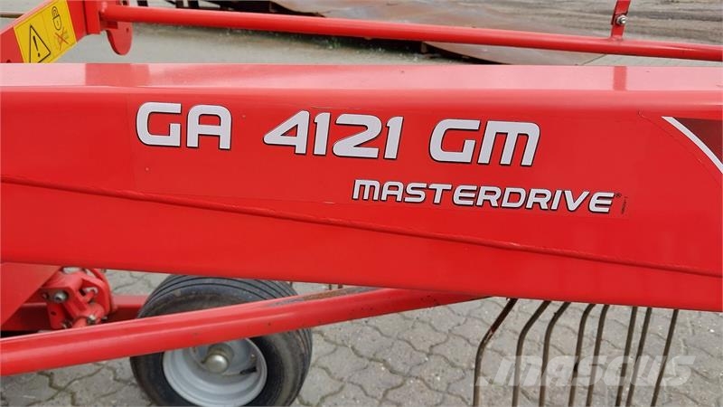 Kuhn GA4121GM Грабли-ворошилки