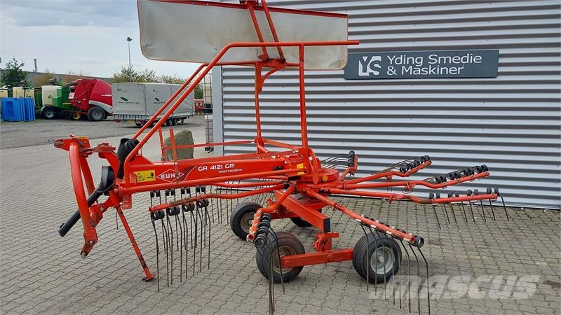 Kuhn GA4121GM Грабли-ворошилки