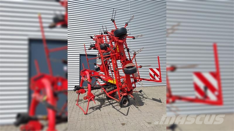 Kuhn GF 8702 Vender مكابس وميبسات التبن